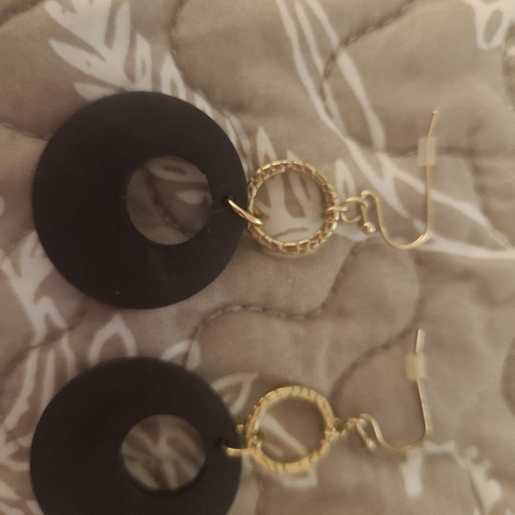 Rhinestone Bracelet & Wooden Earrings - Picture 5 of 7